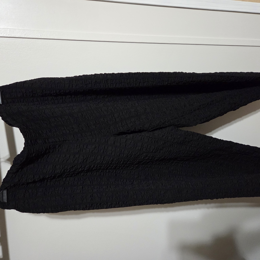 Never Worn Habitat Womens Crinkle Black Joggers